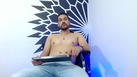 Snapshot of _christopher_dennis_ chatting on 02.21.25 CRIS online show from 02.21.25