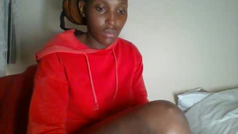 Snapshot of _clara01 chatting on 01.14.25 clara online show from 01.14.25