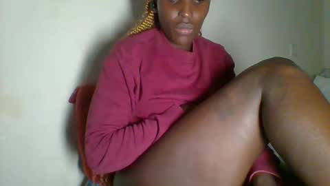 Snapshot of _clara01 chatting on 02.01.25 clara online show from 02.01.25