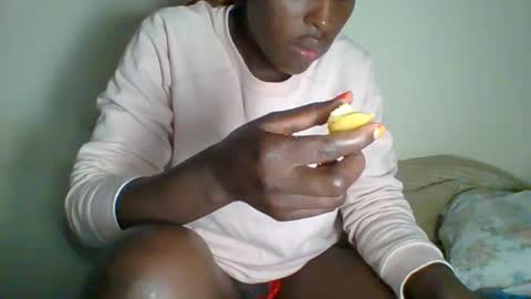 Snapshot of _clara01 chatting on 02.07.25 clara online show from 02.07.25