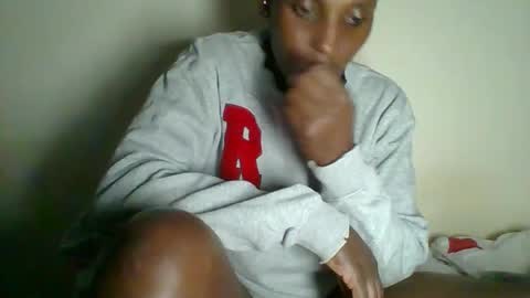 Snapshot of _clara01 chatting on 03.01.25 clara online show from 03.01.25