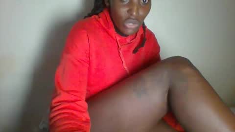 Snapshot of _clara01 chatting on 03.11.25 clara online show from 03.11.25