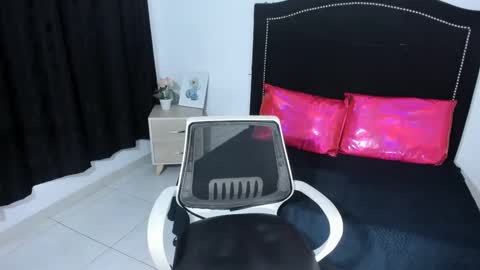 _cleo_hott online show from 01.23.25