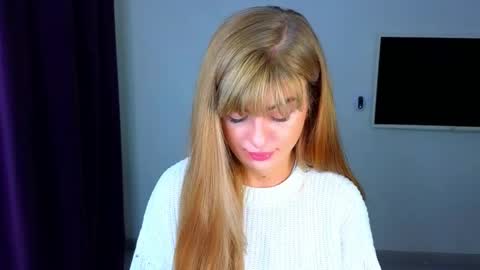 Snapshot of _comefeelme_ chatting on 10.23.25 D online show from 10.23.25