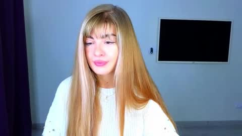 Snapshot of _comefeelme_ chatting on 10.24.25 D online show from 10.24.25