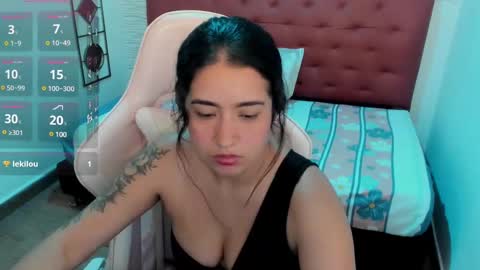 _cristal_smith_ online show from 02.19.25