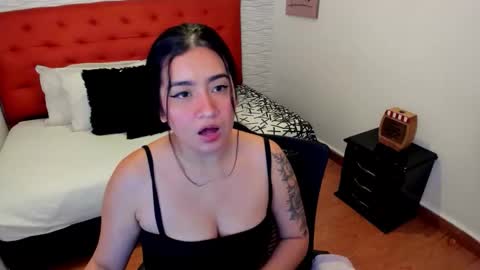 _cristal_smith_ online show from 09.29.25