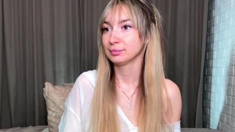 _crystal_moon_1 online show from 11.06.25