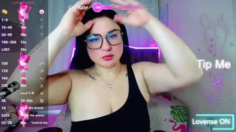 Snapshot of _curvy_mature_ chatting on 01.09.25 _curvy_mature_ online show from 01.09.25