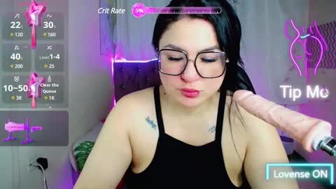 Snapshot of _curvy_mature_ chatting on 03.10.25 _curvy_mature_ online show from 03.10.25