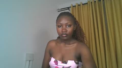Snapshot of _cutestephanie chatting on 10.17.25 STEPH online show from 10.17.25