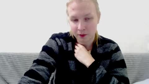 Snapshot of _dash_ chatting on 02.14.25 Tony online show from 02.14.25