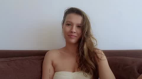 Snapshot of _demi_dee_ chatting on 11.03.25 DemiDee online show from 11.03.25