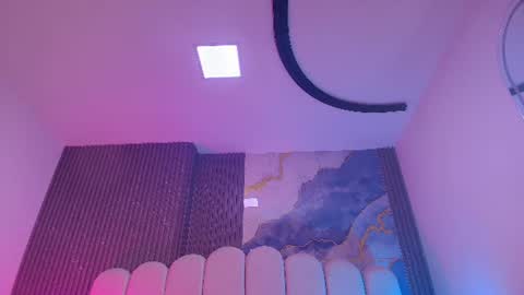 Snapshot of _diionne chatting on 06.09.26 Dione online show from 06.09.26