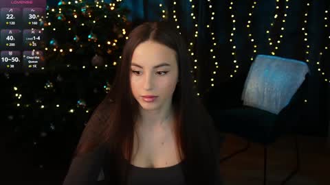 Snapshot of _elicharm chatting on 01.11.25 Elice online show from 01.11.25
