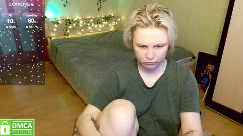 Snapshot of _elven_dreams__ chatting on 12.16.24 chloue and Gretta online show from 12.16.24