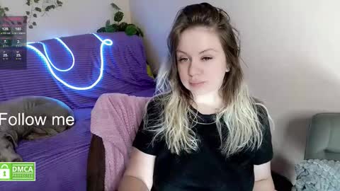 chloue and Gretta online show from 03.08.26