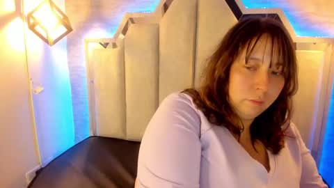 Emily  online show from 10.09.25