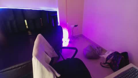 Emily  online show from 11.29.25