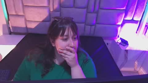 Emily  online show from 12.22.25