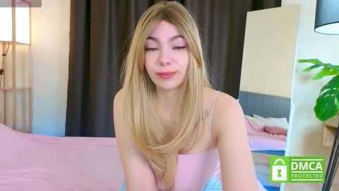 Snapshot of _emilyzortea_ chatting on 10.16.25 Emily online show from 10.16.25