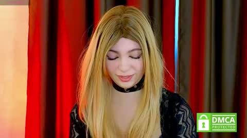 Snapshot of _emilyzortea_ chatting on 11.08.25 Emily online show from 11.08.25