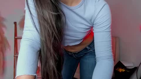 Snapshot of _emma_m chatting on 10.16.25 emma morryson online show from 10.16.25