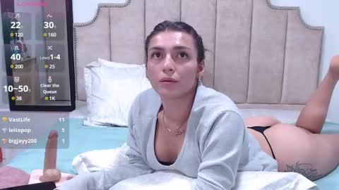  Erica Vanderhill  online show from 02.17.25