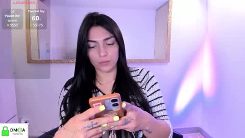  Erica Vanderhill  online show from 11.22.25