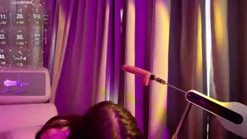 Snapshot of _evalane chatting on 10.07.25 Eva Lane online show from 10.07.25