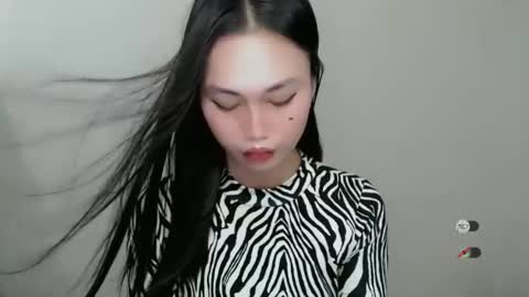 STEFFANNY WELL. online show from 12.08.24