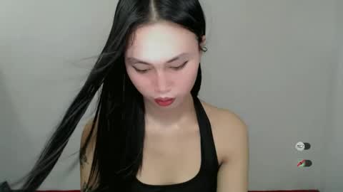 STEFFANNY WELL. online show from 12.16.24