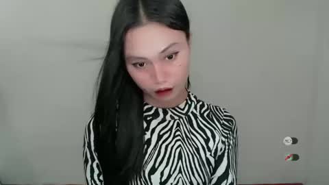 STEFFANNY WELL. online show from 12.20.24
