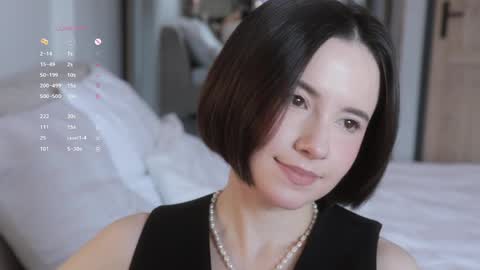 Essie  online show from 03.27.26