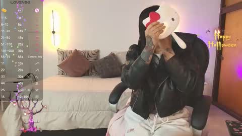 Snapshot of _gaby1 chatting on 10.22.25 Juliana Gaby Kloe online show from 10.22.25