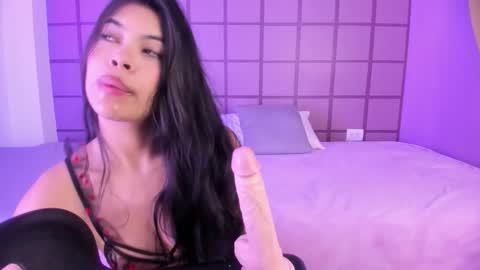 Gia online show from 11.21.25