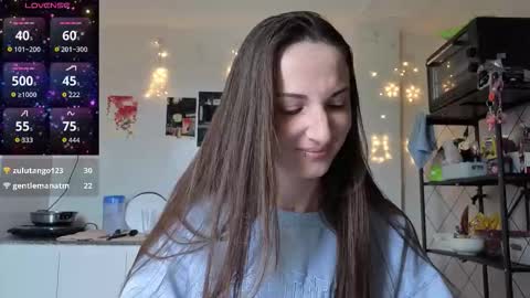 Goddess Aurora online show from 10.11.25