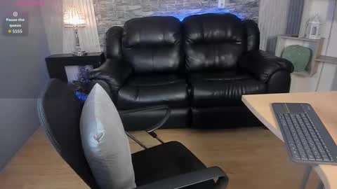 Hanna online show from 02.11.26