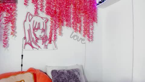 Hanna Botero online show from 10.15.25