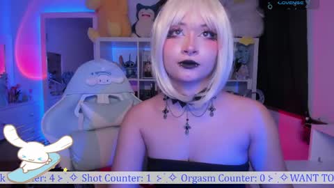 Snapshot of _heavenly_blue_ chatting on 04.28.26 Bluey online show from 04.28.26