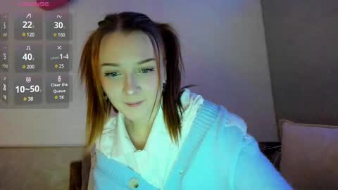 _hey_scarlett_ online show from 12.20.24