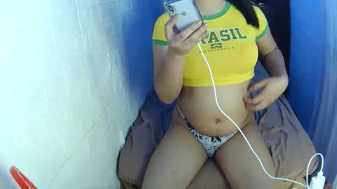 Snapshot of _hoelymolly chatting on 10.14.25 hoely molly online show from 10.14.25