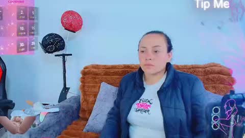 Snapshot of _honey1_ chatting on 11.19.25 Honey online show from 11.19.25