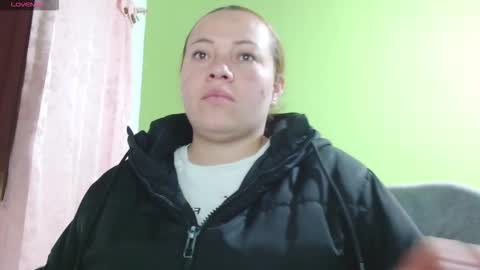 Snapshot of _honey1_ chatting on 02.14.26 Honey online show from 02.14.26