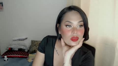 hottiemaze online show from 10.13.25