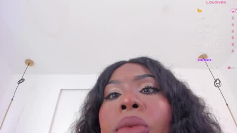 Darlis  online show from 02.18.25