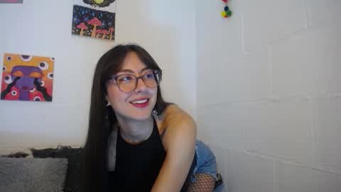 Snapshot of _ir1s_ chatting on 02.21.26 _ir1s_ online show from 02.21.26