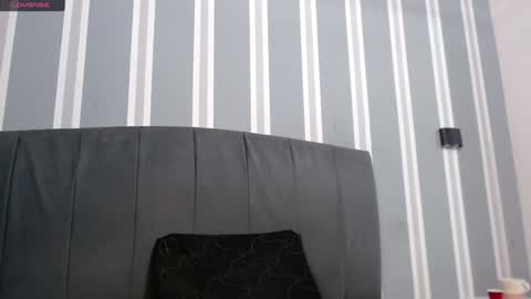 Snapshot of _isaabellaa chatting on 12.27.24 Isa online show from 12.27.24