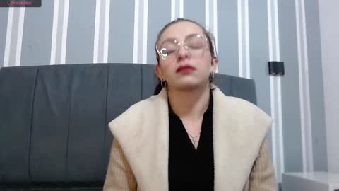 Snapshot of _isaabellaa chatting on 01.03.25 Isa online show from 01.03.25