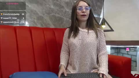 Snapshot of _isaabellaa chatting on 03.09.25 Isa online show from 03.09.25